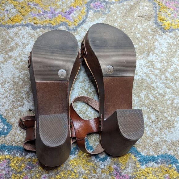 Big Buddha cognac brown clog style platform sandals - Picture 6 of 7